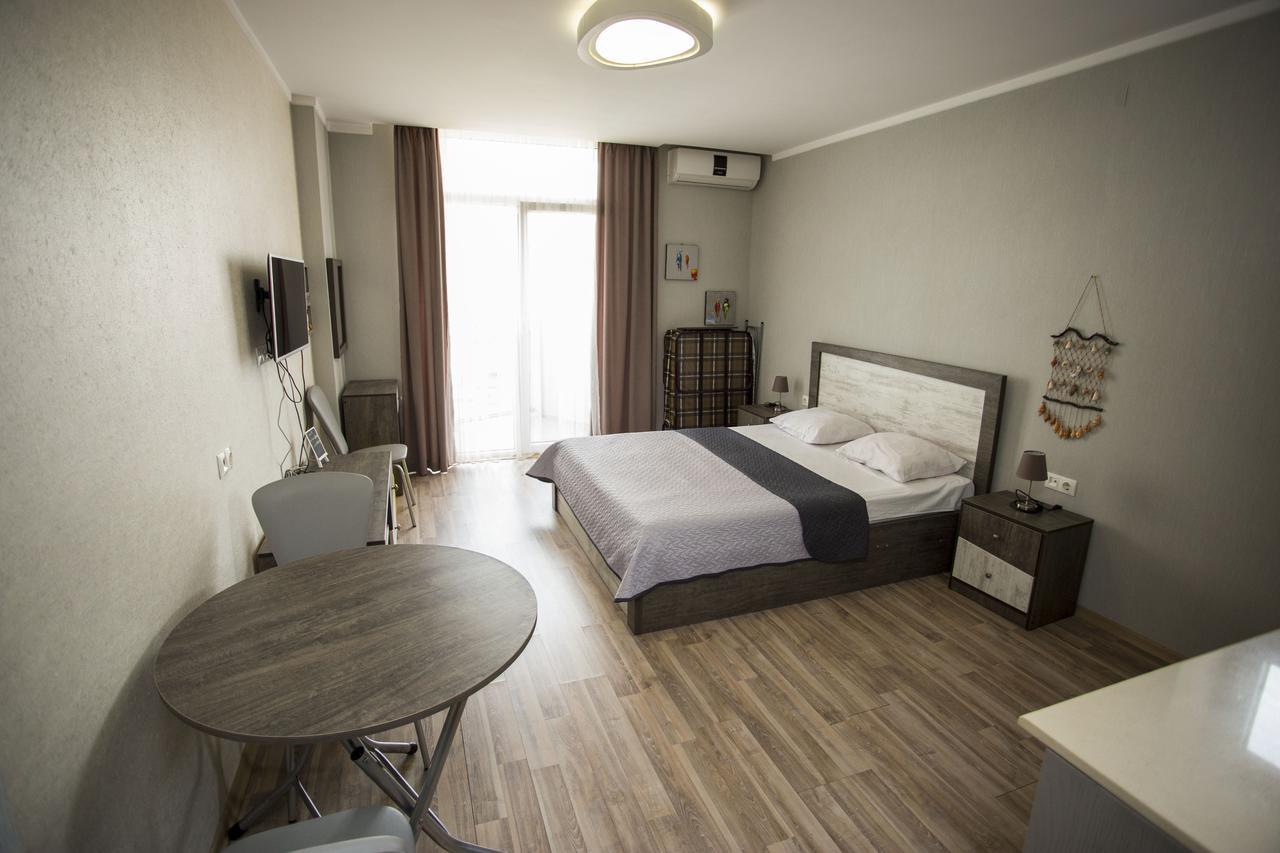 Apartment On Khimshiashvili Батуми Экстерьер фото
